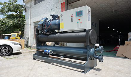 冷水機(jī)壓縮機(jī)出現(xiàn)結(jié)冰現(xiàn)象該如何進(jìn)行解決？